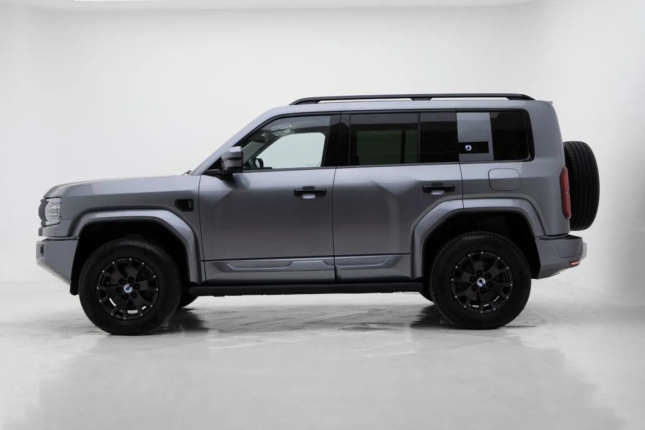 Denza B5 SUV híbrido plug-in, foto 4 de 18