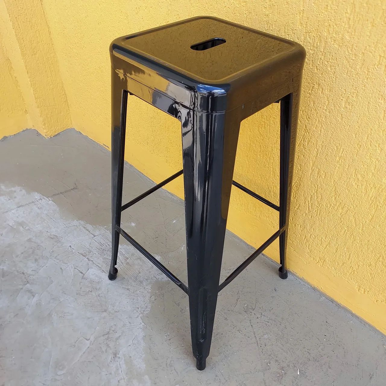 Banqueta em aço alta - Foto 4