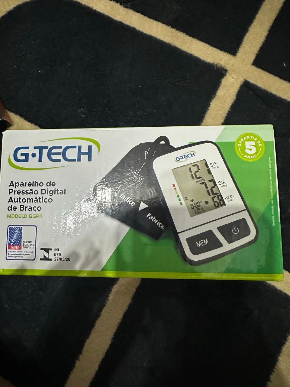 Aparelho de Pressão Digital Automático de Braço G-Tech