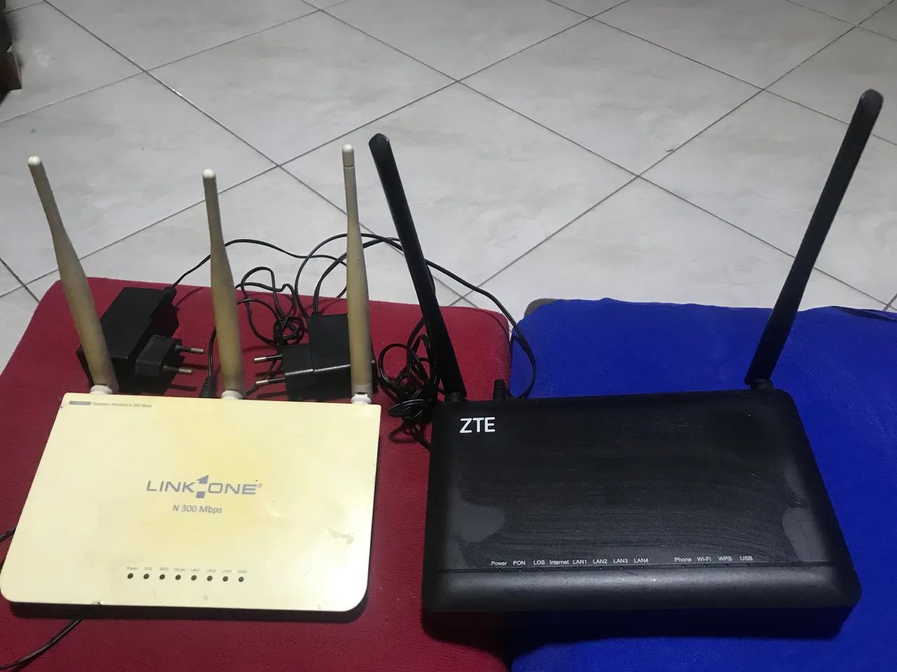 2 Roteadores- 2 e 3 Antenas 
