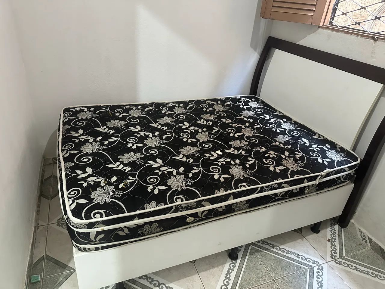 Cama Box com espelho em madeira  - Foto 2