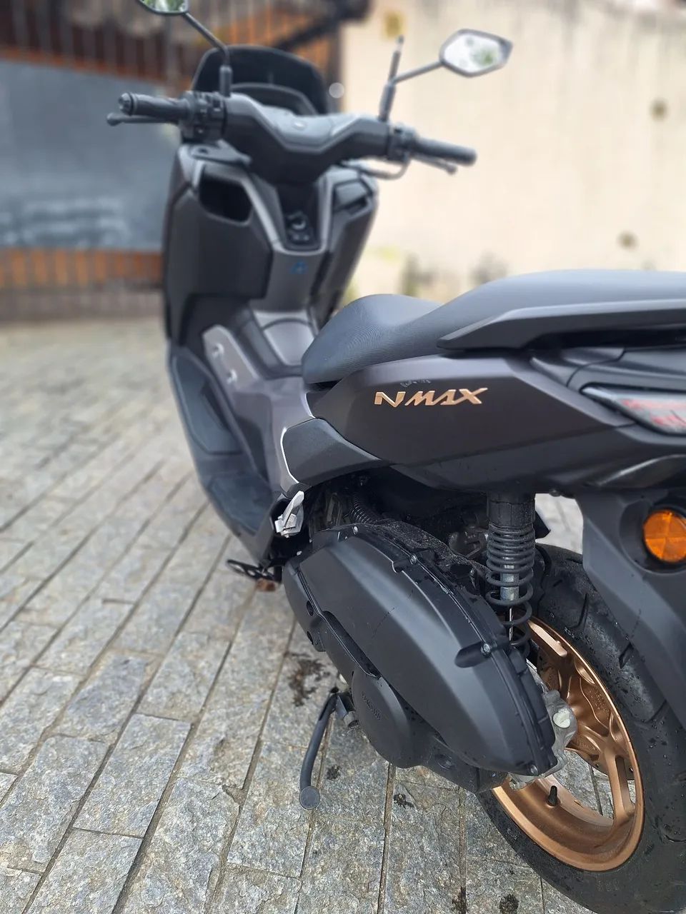 Nmax 2025  apenas 443 km  - Foto 3