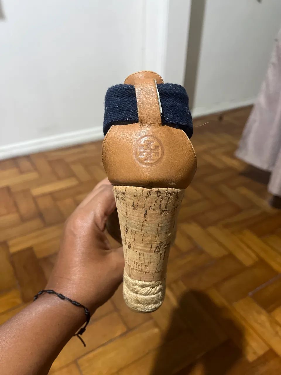 Sapato Tory Burch 8 Wedge - Foto 3