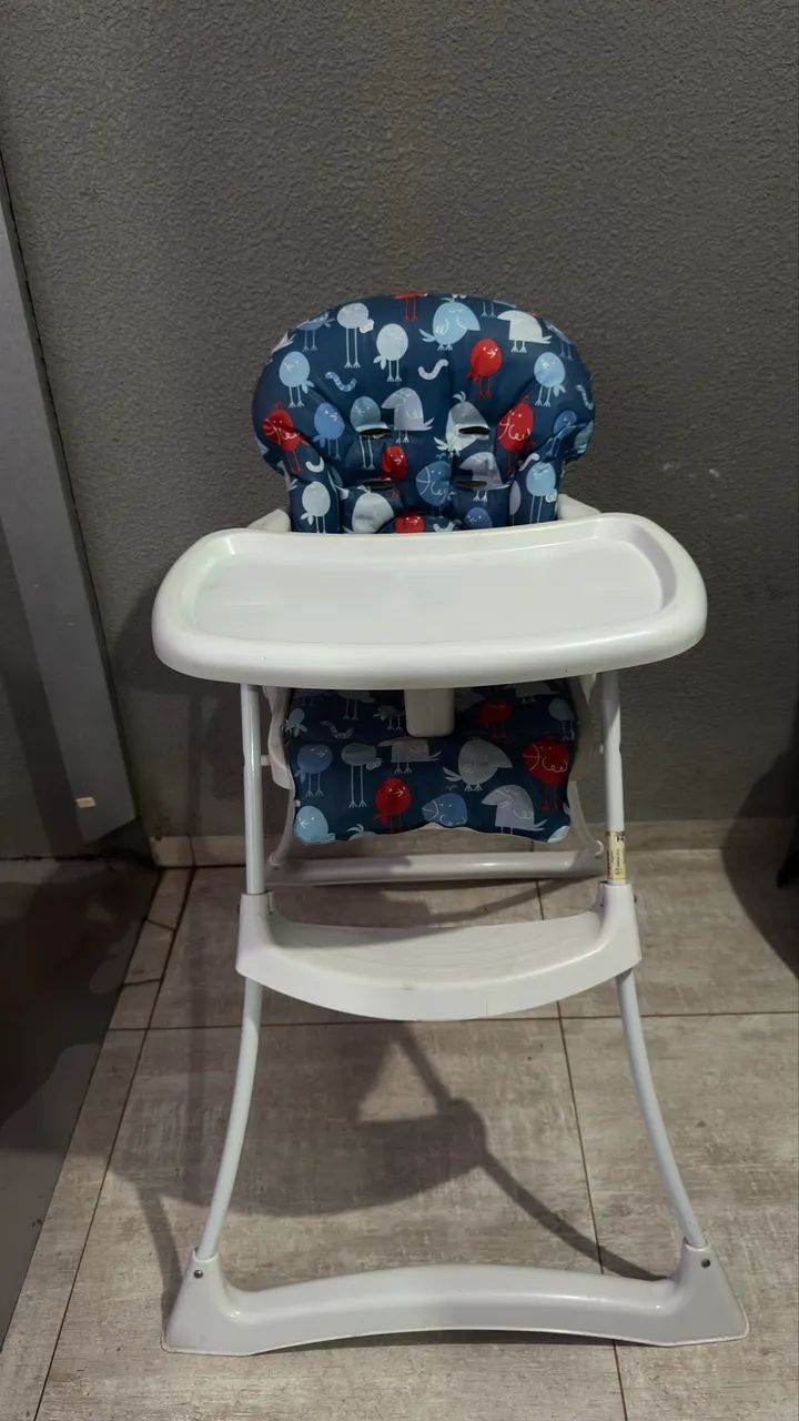Cadeirinha de alimentação 