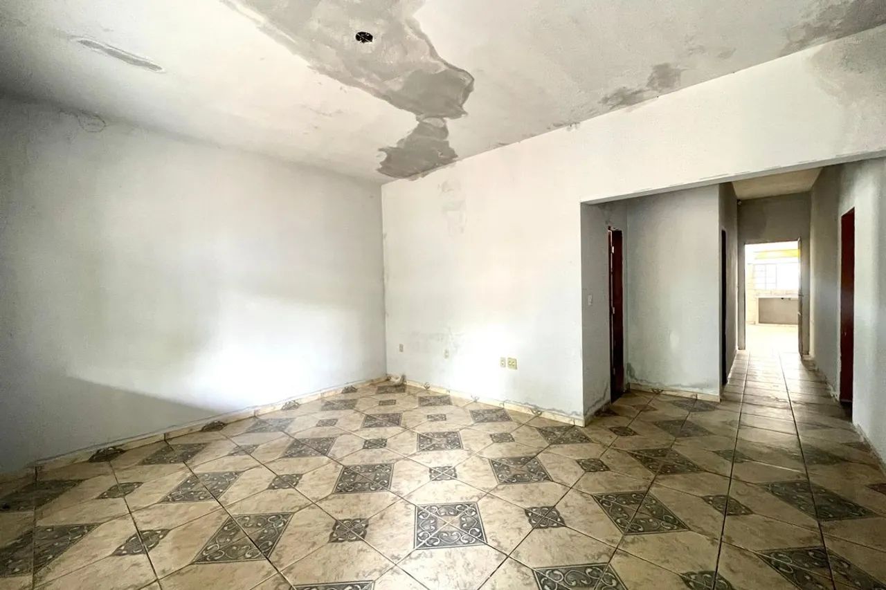 Casa à Venda - Pedra Azul, 3 Quartos, 360 m2