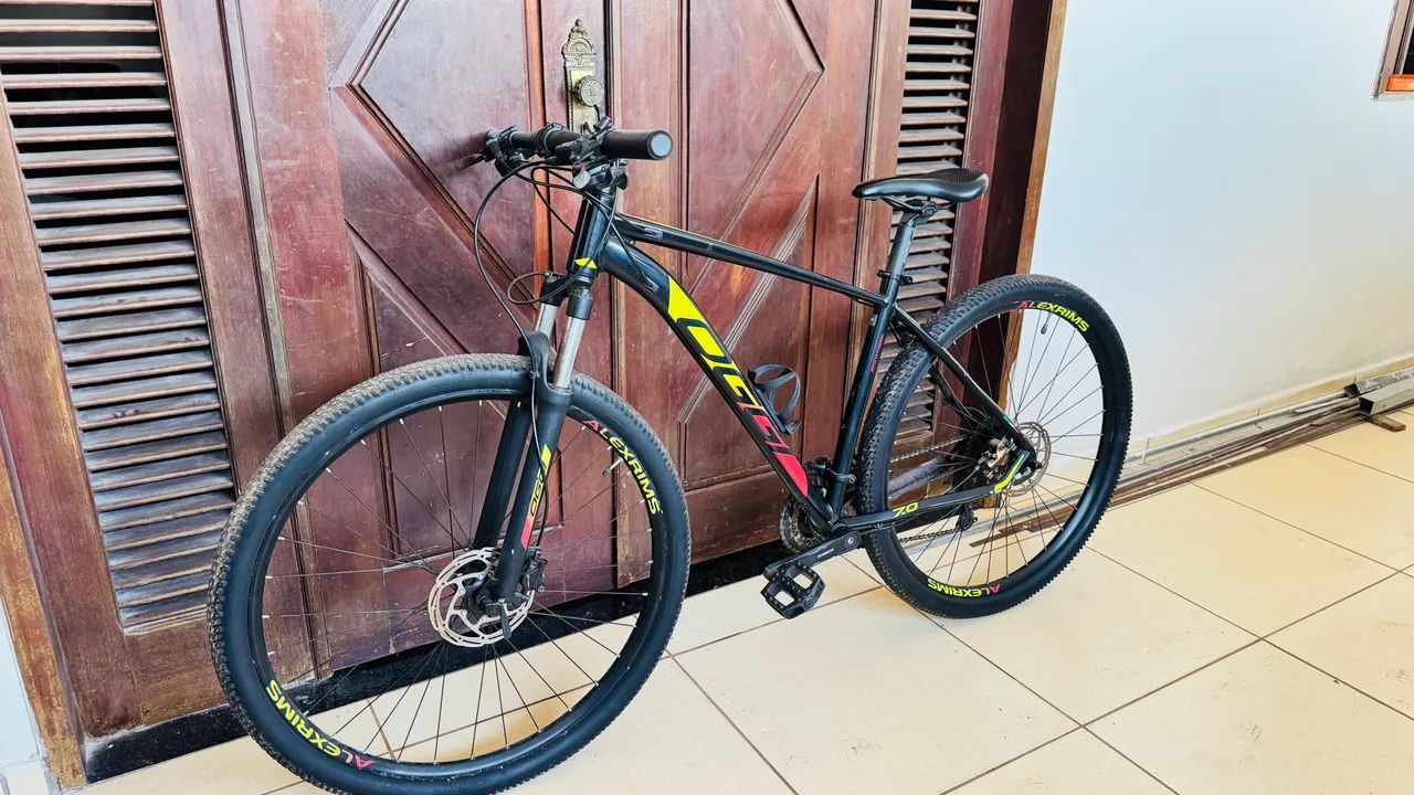 Bicleta OGGI 7.0 (seminova)
