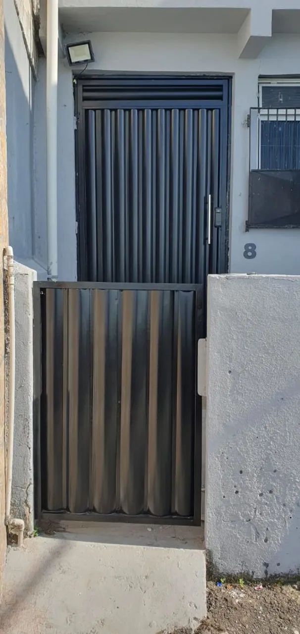 Serralheria de alto padrão: Portão, escada e elevador fabricação e instalação 