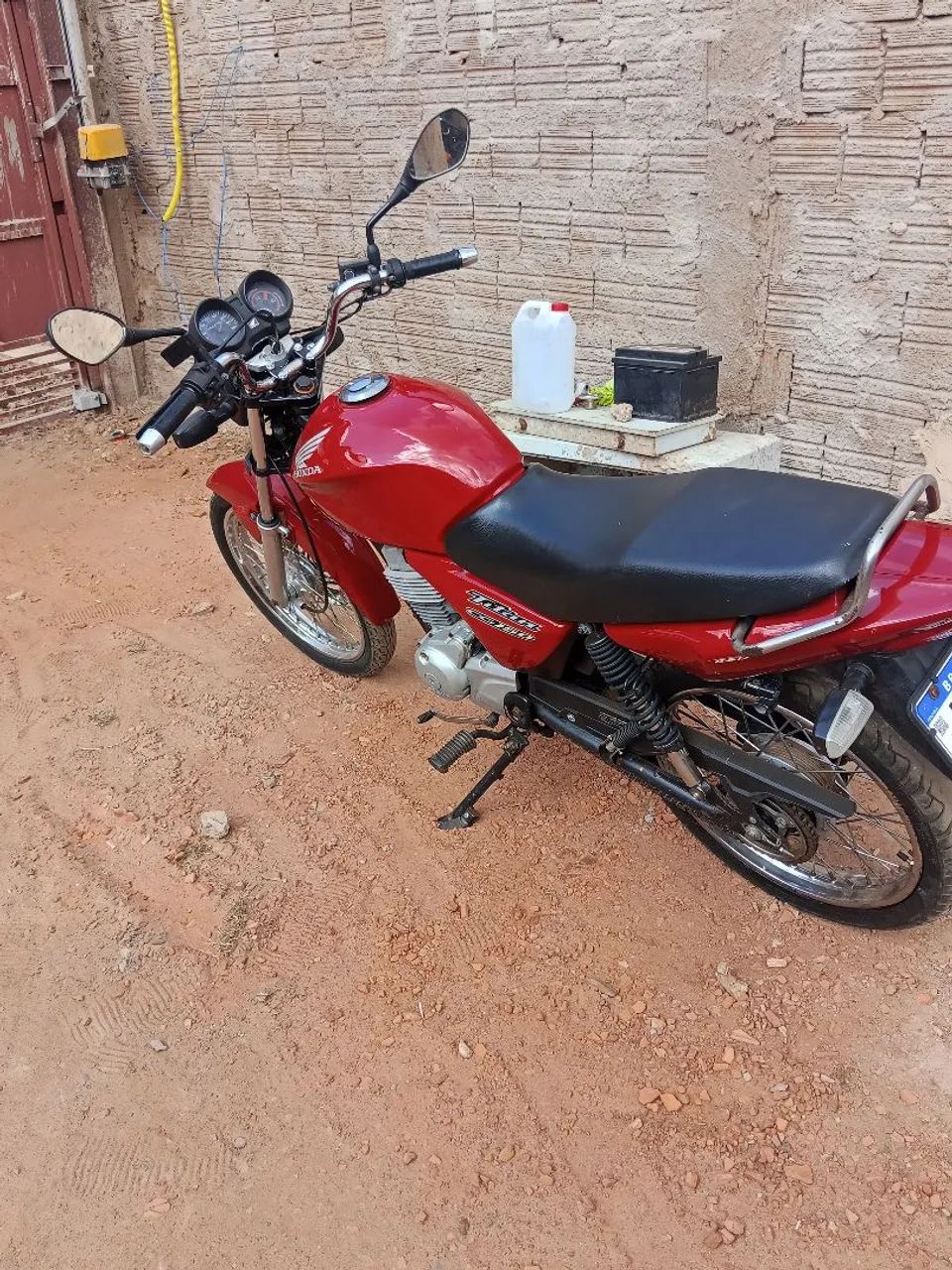 Titan 150 ks 