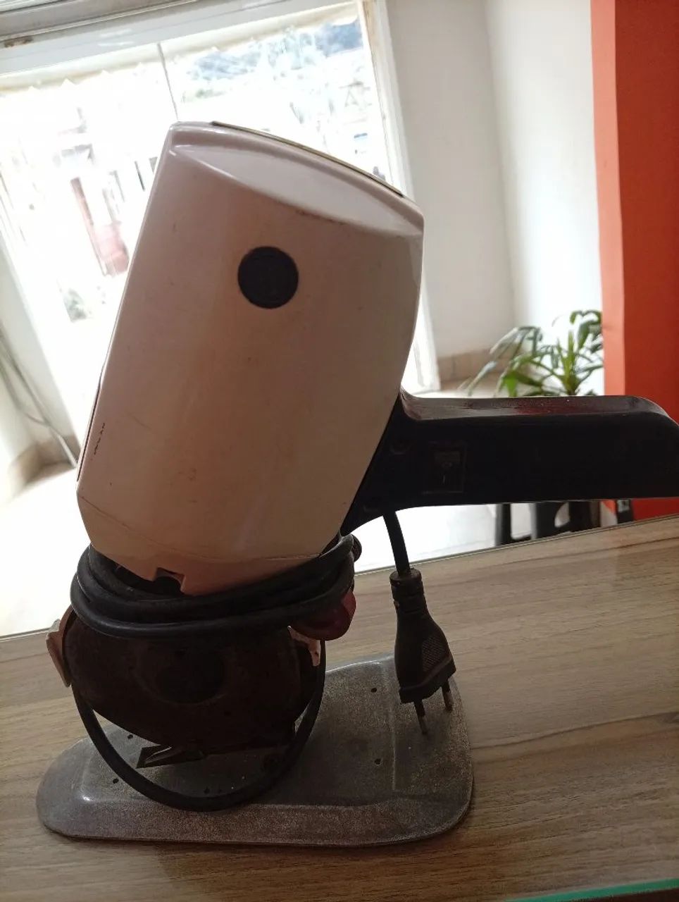 Máquina de cortar tecido