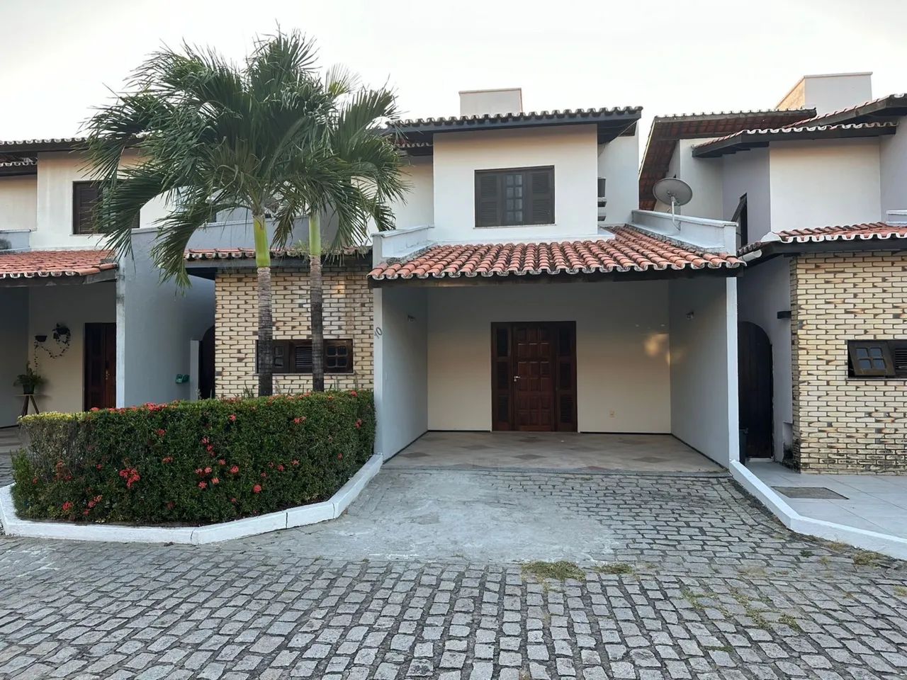 Casa duplex no Condominio Monte Verde - Lagoa Redonda 