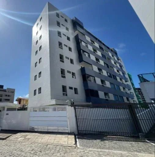 Oportunidade em Apartamento à Venda em Intermares