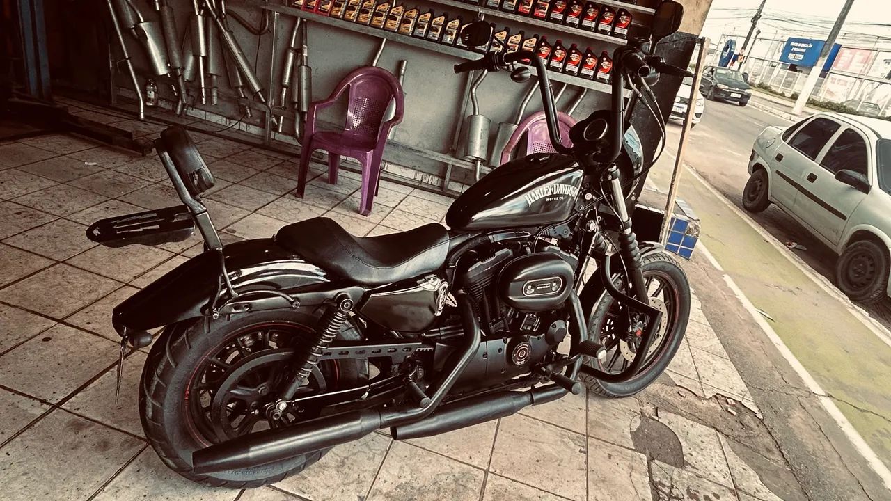 Harley Davidson sportster 883r  - Foto 4