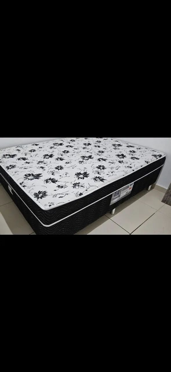 Cama+ rack+ cômoda 