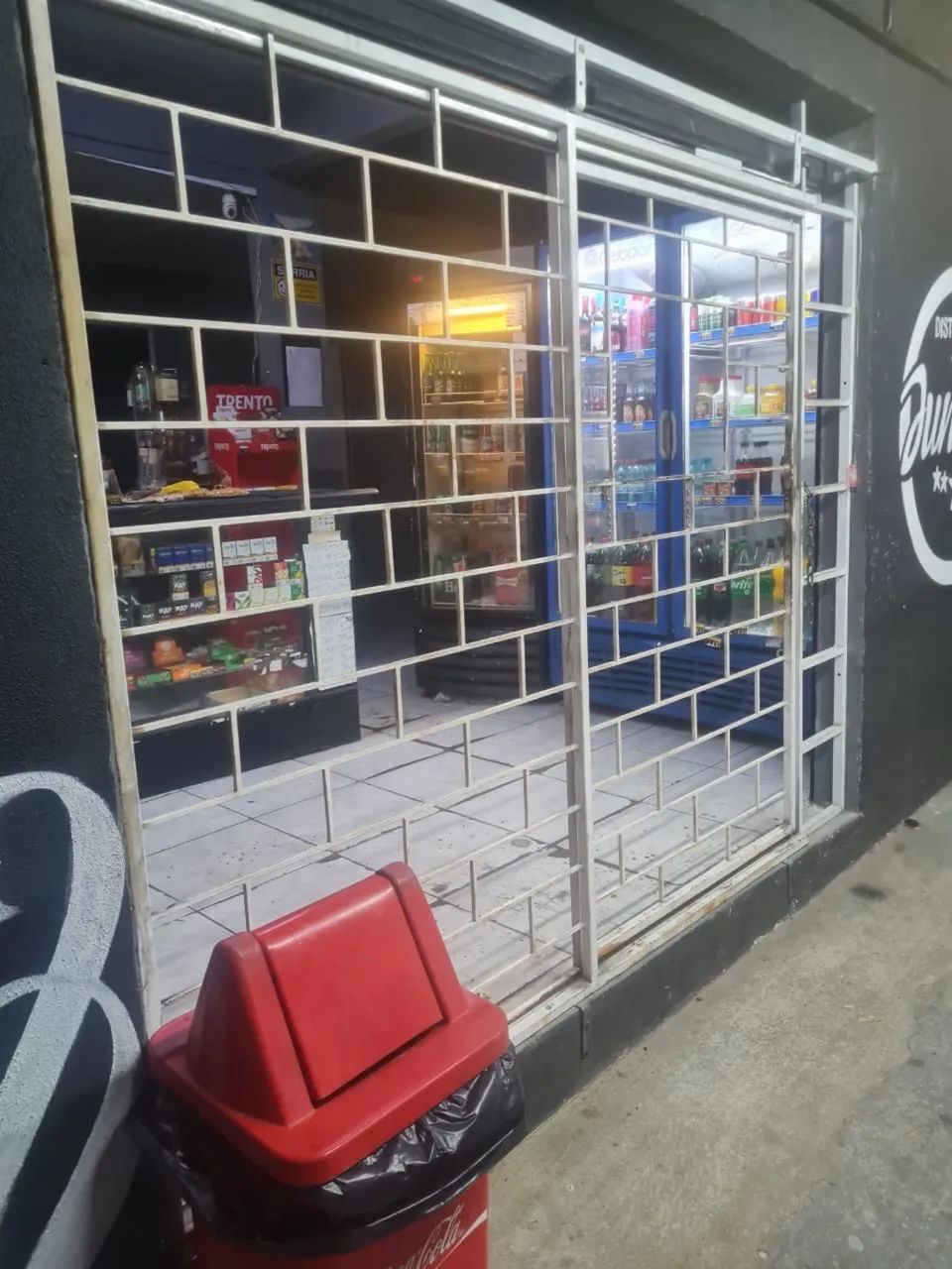 Imóvel comercial de esquina entre dois colégios  - Foto 4