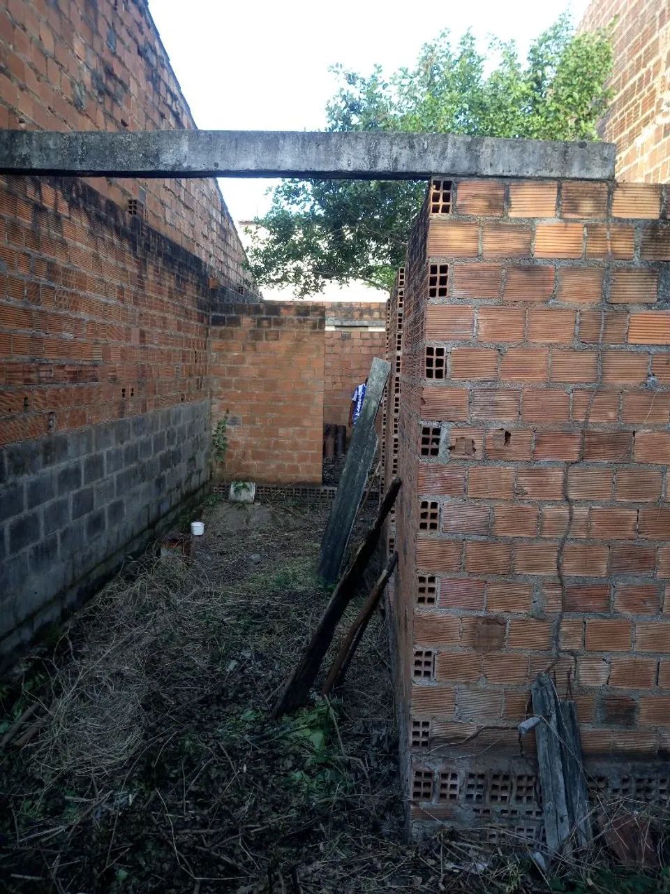 Vendo casa/terreno em construção  - Foto 3
