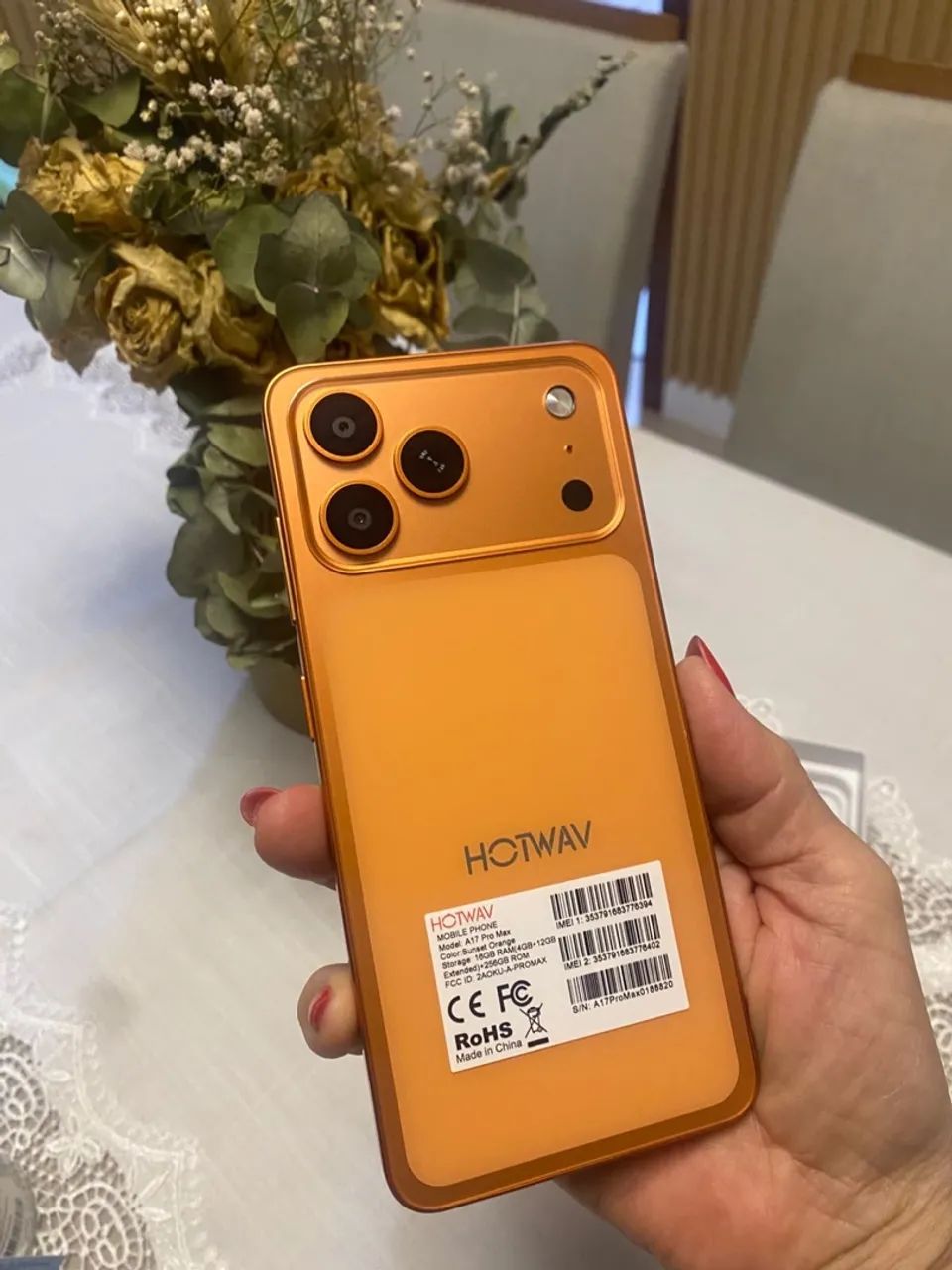 HOTWAV A17 Pro Max, na cor laranja. - Foto 2
