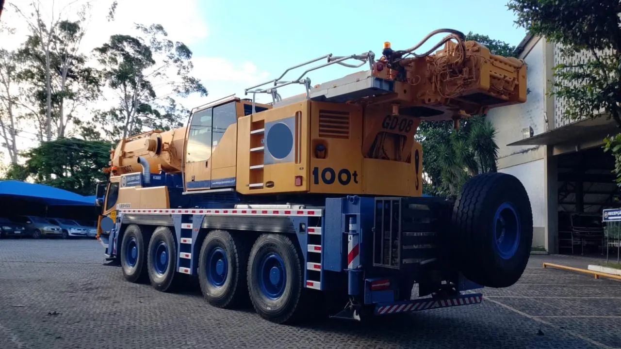 LIEBHERR 1100 4.2 ESTADO DE NOVA  - Foto 4
