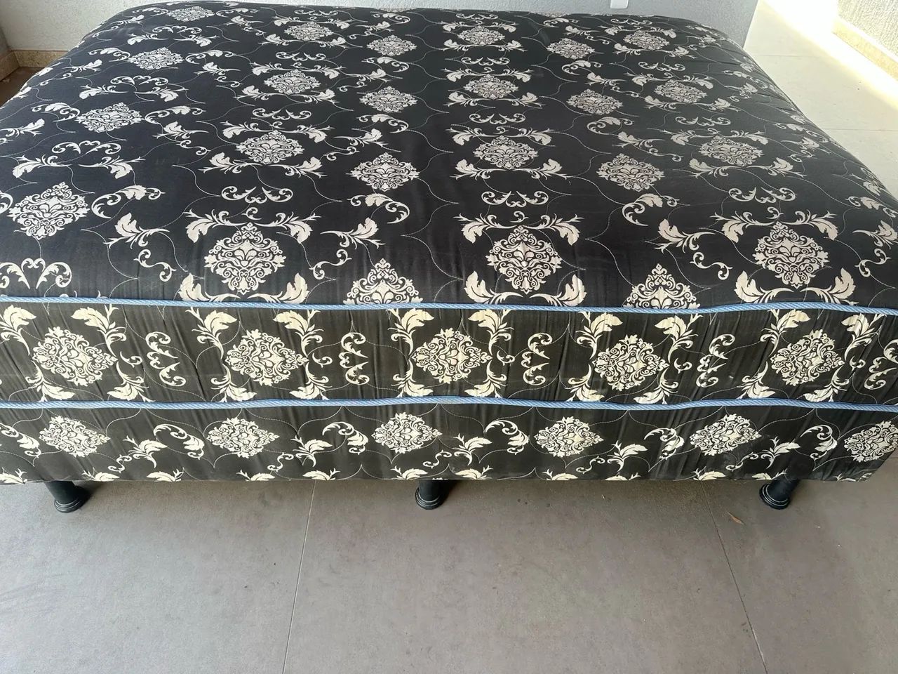 Vendo Cama Box Casal em Bom Estado  - Foto 2