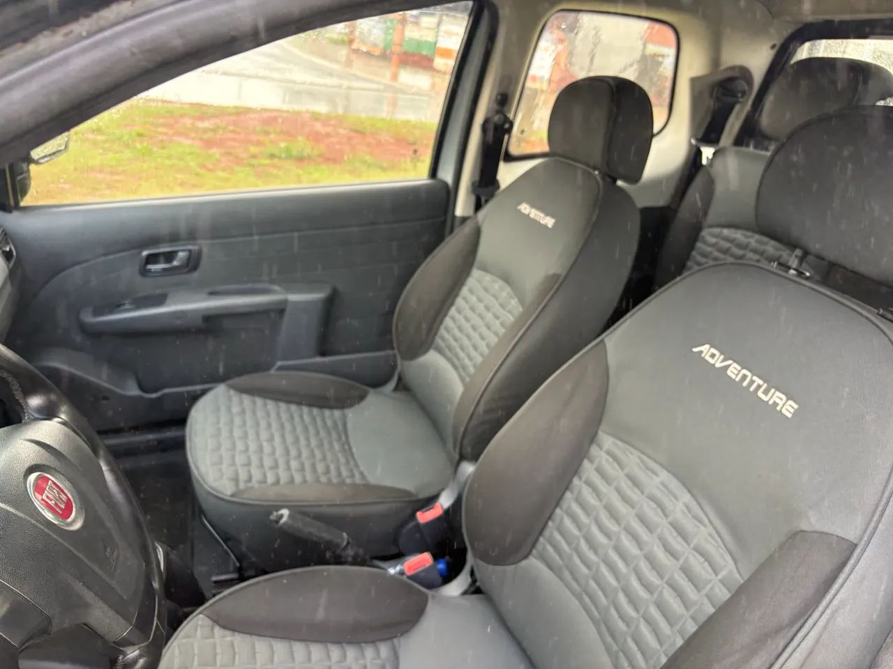 Fiat Strada Adv.1.8 16V Dualogic Flex CD 2013 - Foto 5