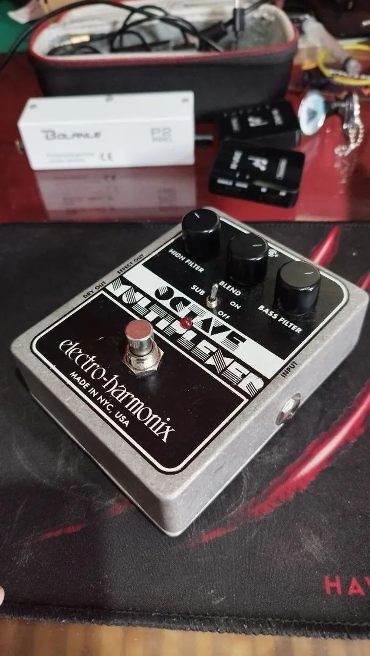 箱付 Electro-Harmonix Octave Multiplexer Pedal Electro Harmonix Octave Multiplexer - Instrumentos musicais