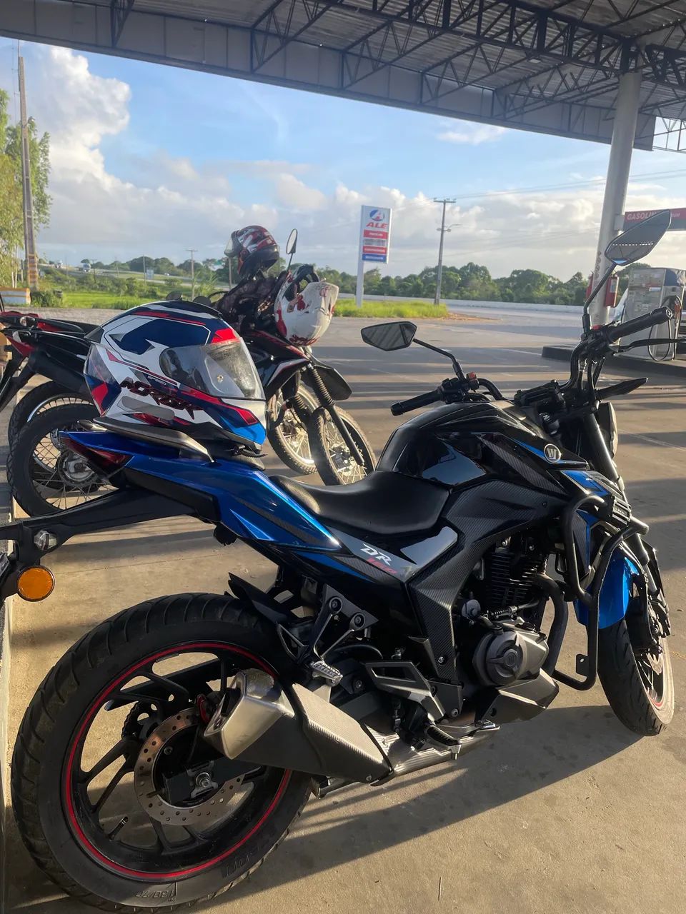 Suzuki Dr 160 - Foto 2