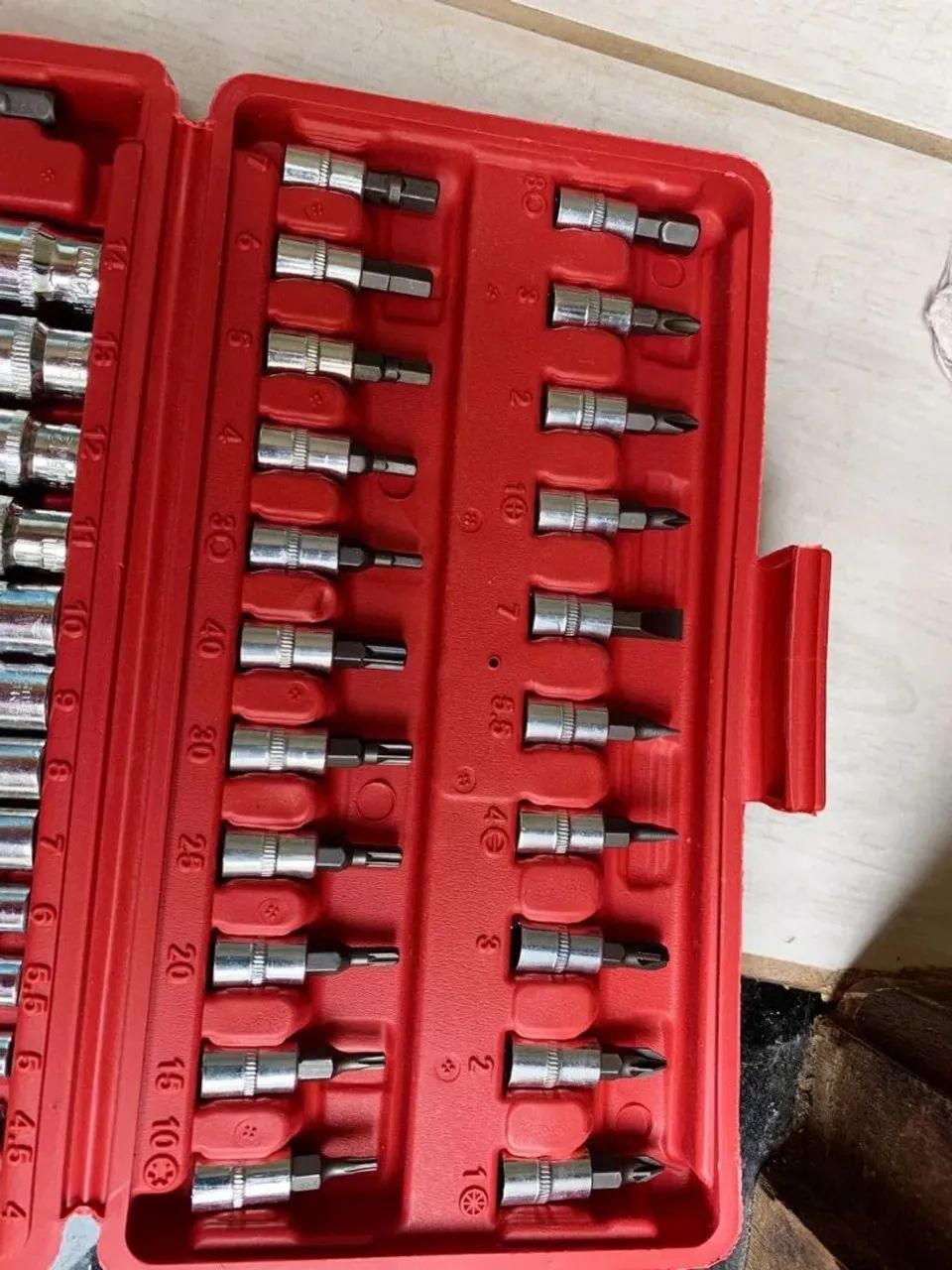 Kit de Ferramentas Profissional - 46 Peças com Soquetes e Bits - Foto 4