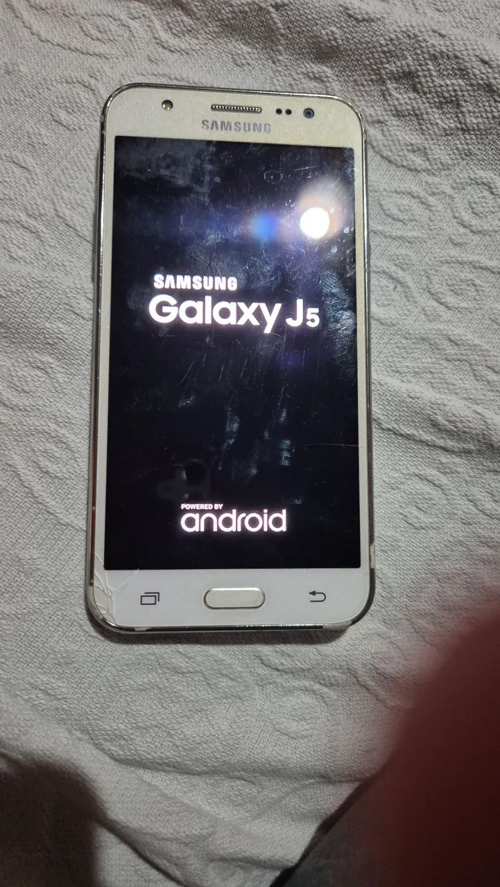Celular Samsung Galaxy J5
