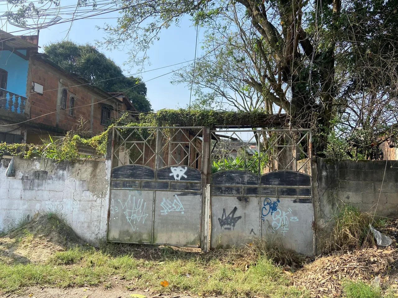 Terreno com estrutura de 4 cômodos e alicerce  - Foto 4