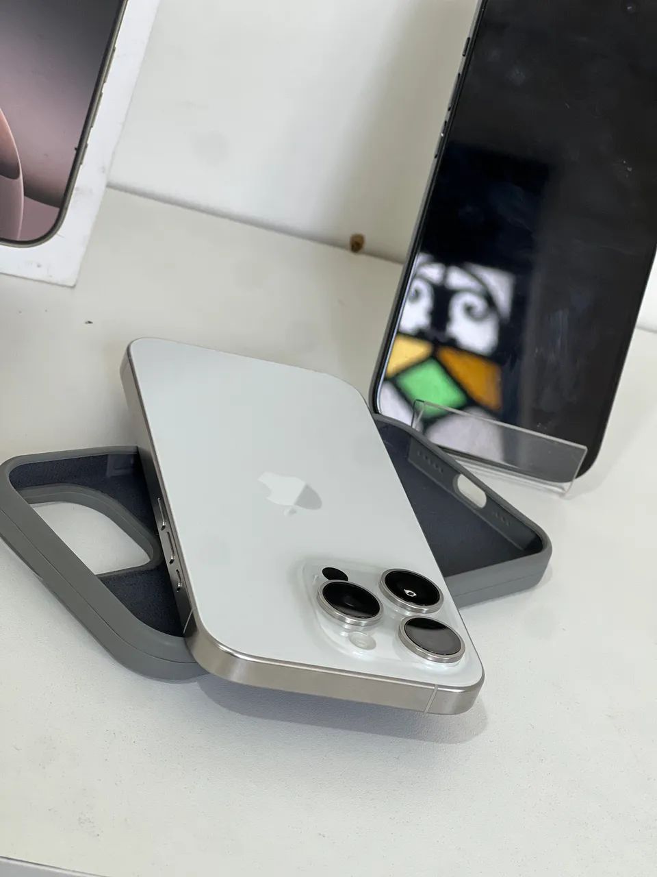 iPhone 15 pro 128GB bateria 84% todo original - Foto 3