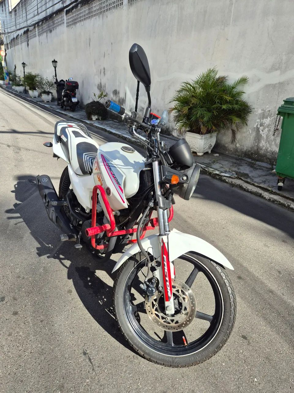 Ybr 125 factor Ed 2015 perfeito estado - Foto 2