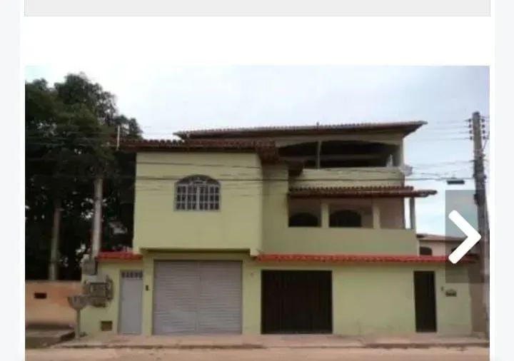 Triplex com quitinetes e comércio em Nova Ponta da Fruta