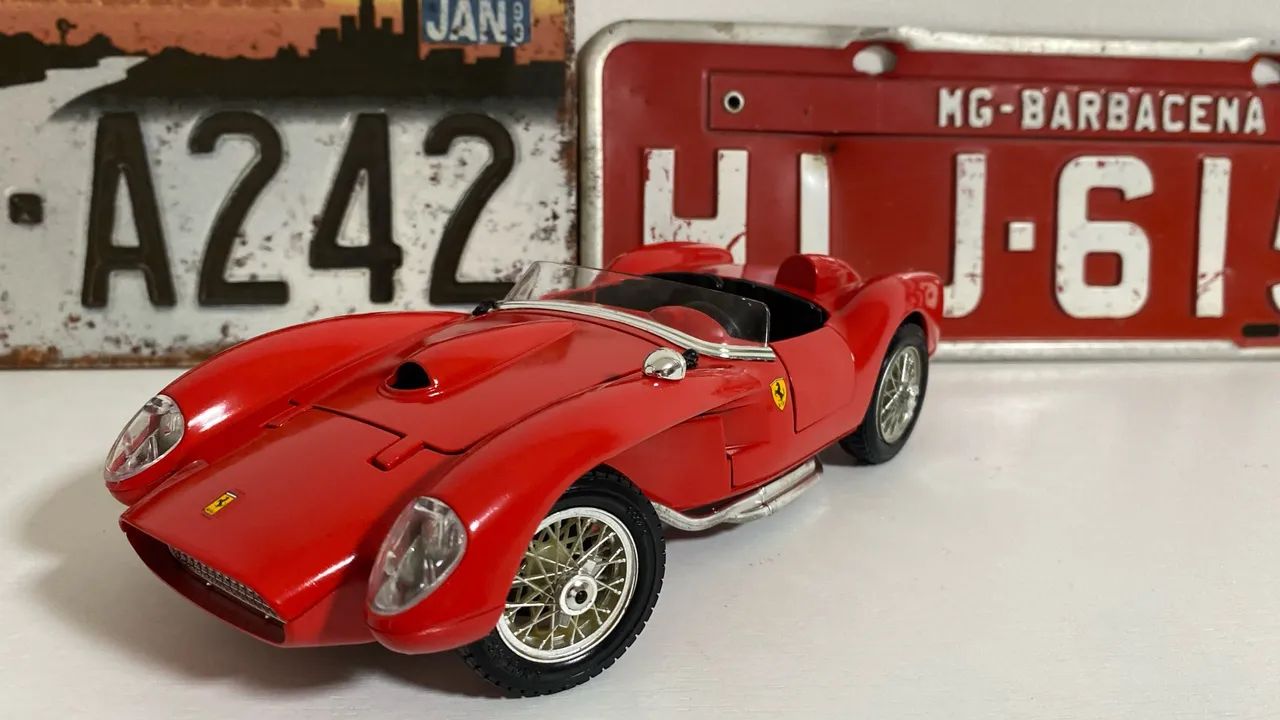  Miniatura Ferrai Testa rossa 57