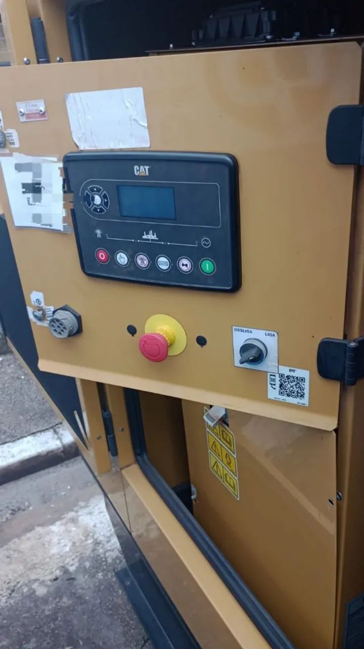 GRUPO GERADOR DE ENERGIA 125 KVA 700 HRS DE USO ANO 2024 - Foto 4