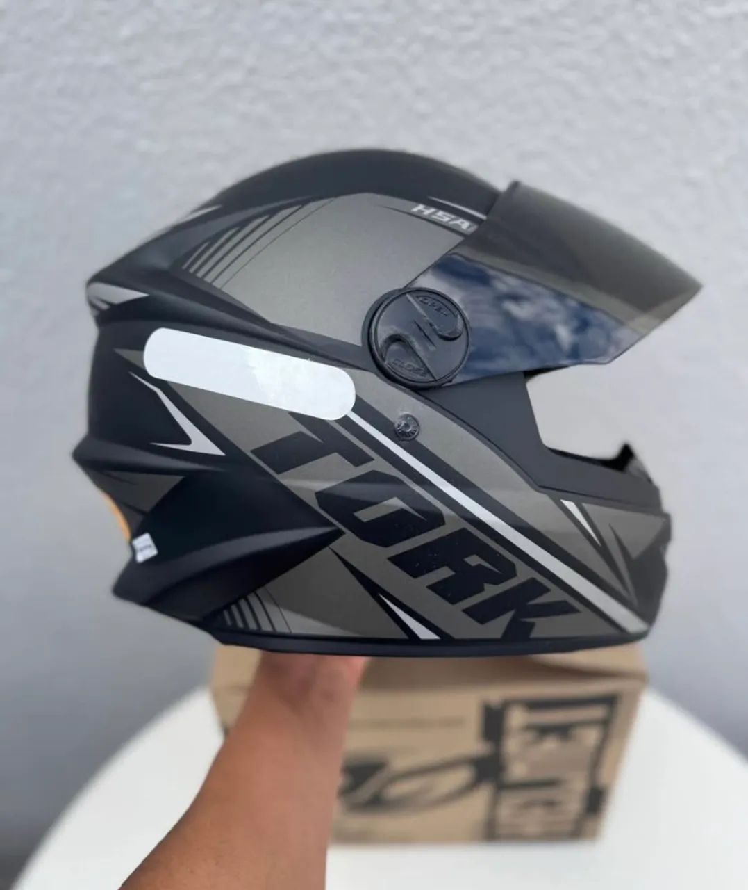 Capacete esportivo r8 - Foto 2