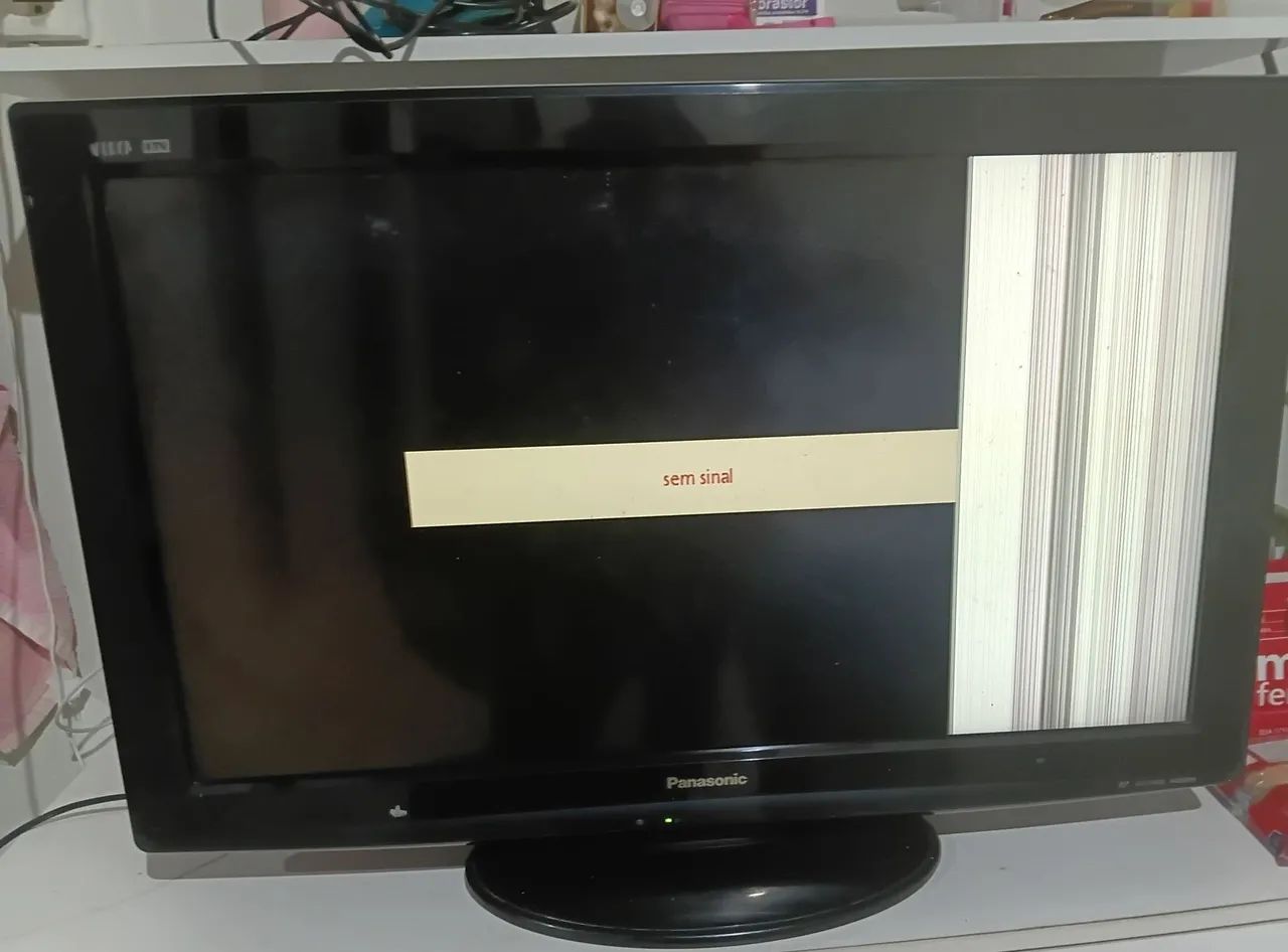 TV LCD Panasonic com defeito 