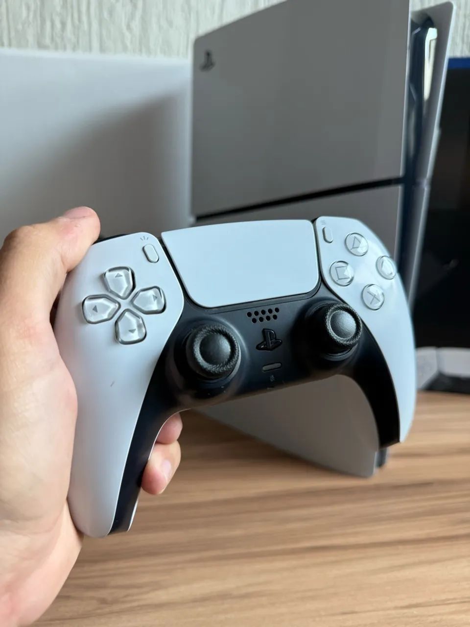 Ps5 Slim 1TB digital + Caixa e controle  - Foto 4