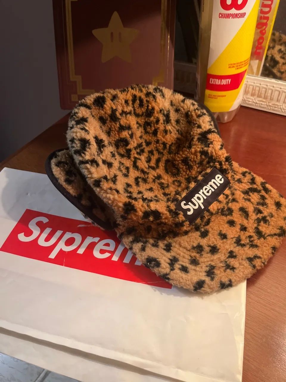 Boné Supreme Leopard Fleece Gold (FW17) - USADO