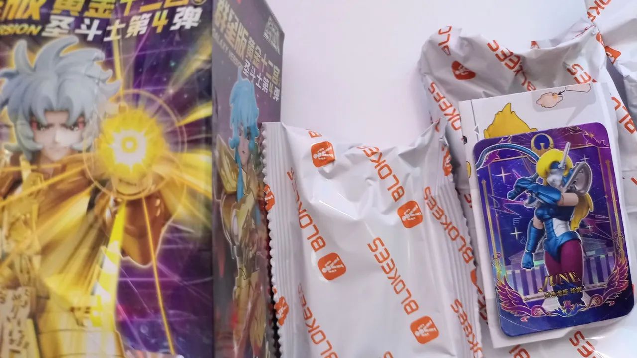 Blokees Saint Seiya June de Camaleão 