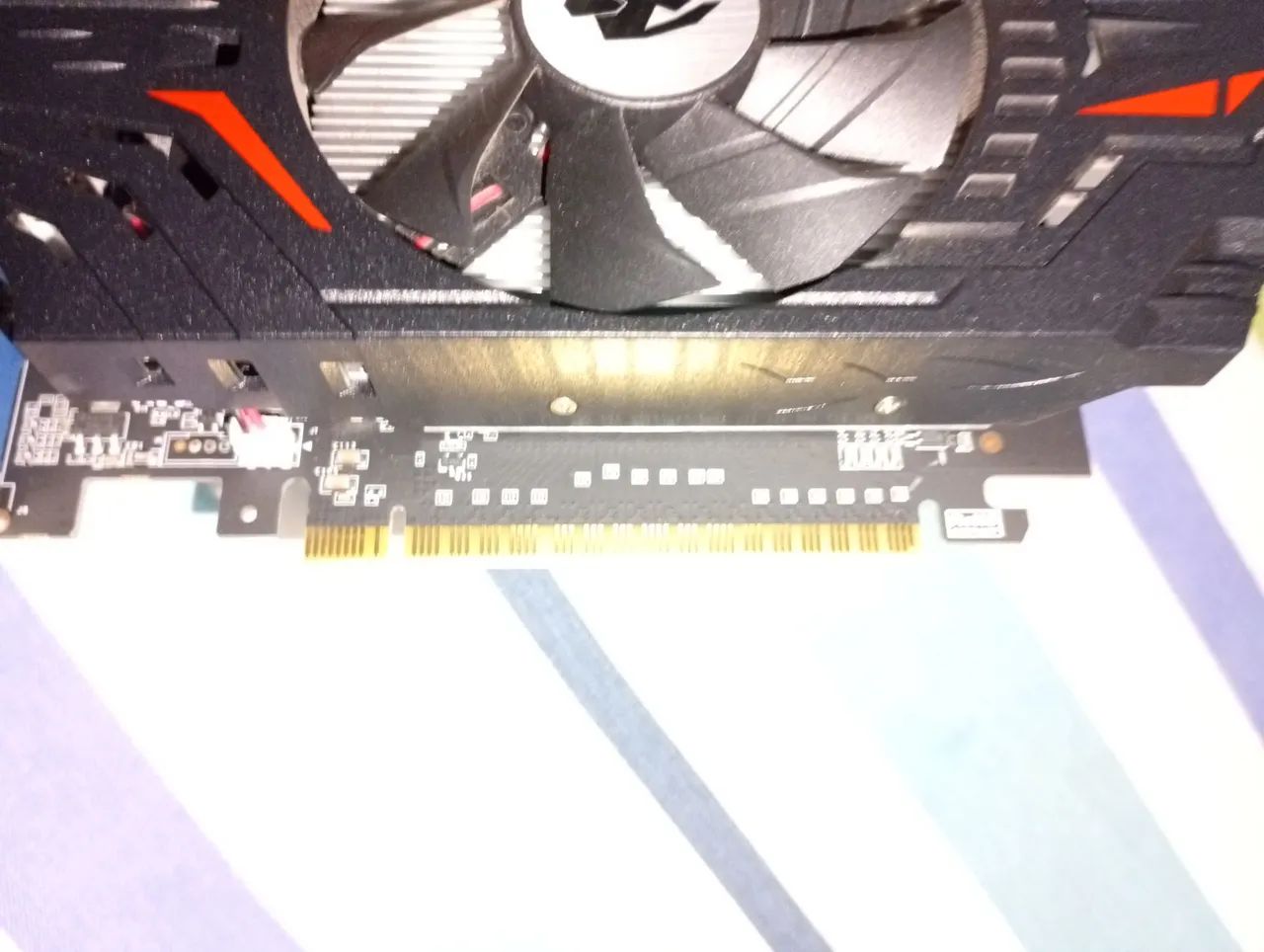 Placa de vídeo GT730 4GB - Foto 4