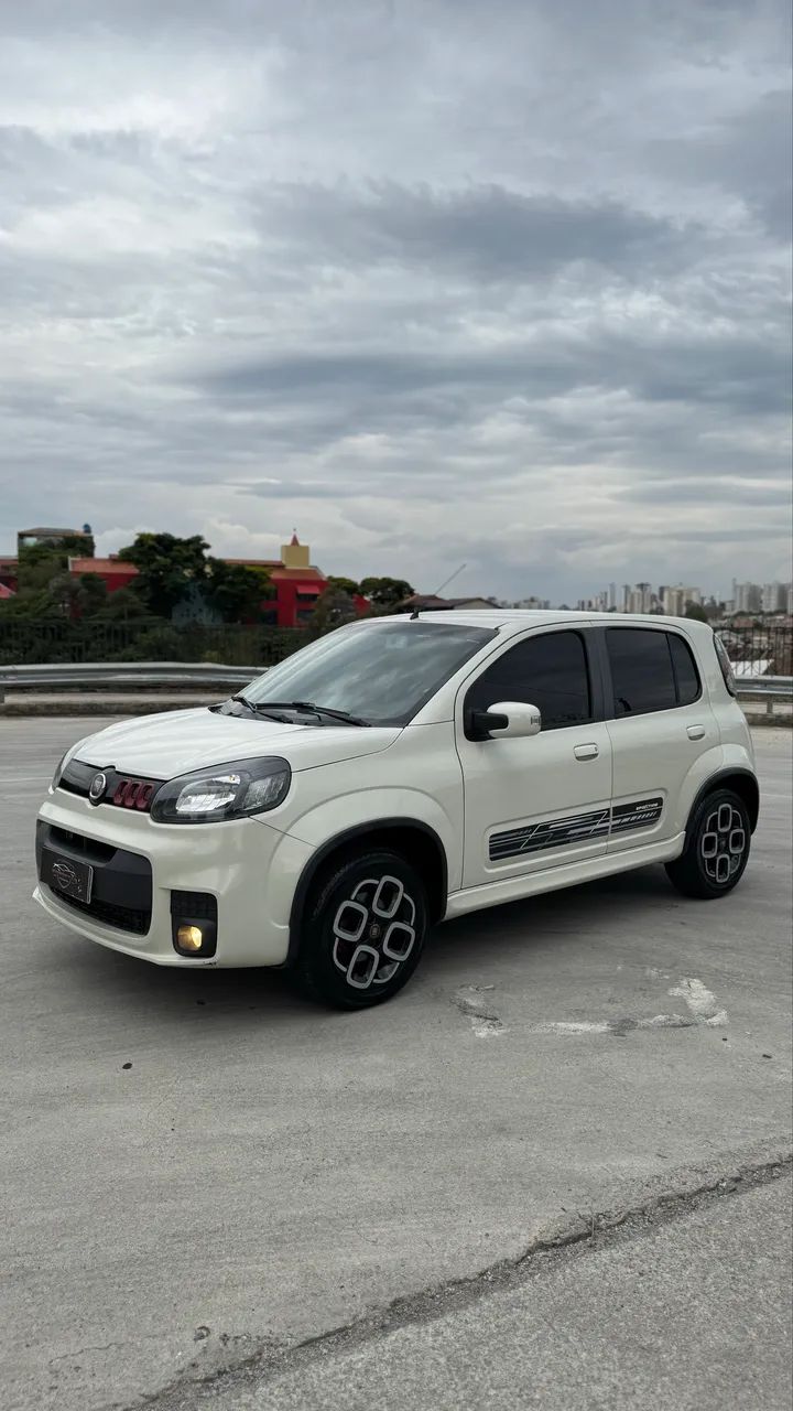 Fiat Uno Sporting 1.4 EVO Fire Flex 8V 4P 2015 - Foto 3