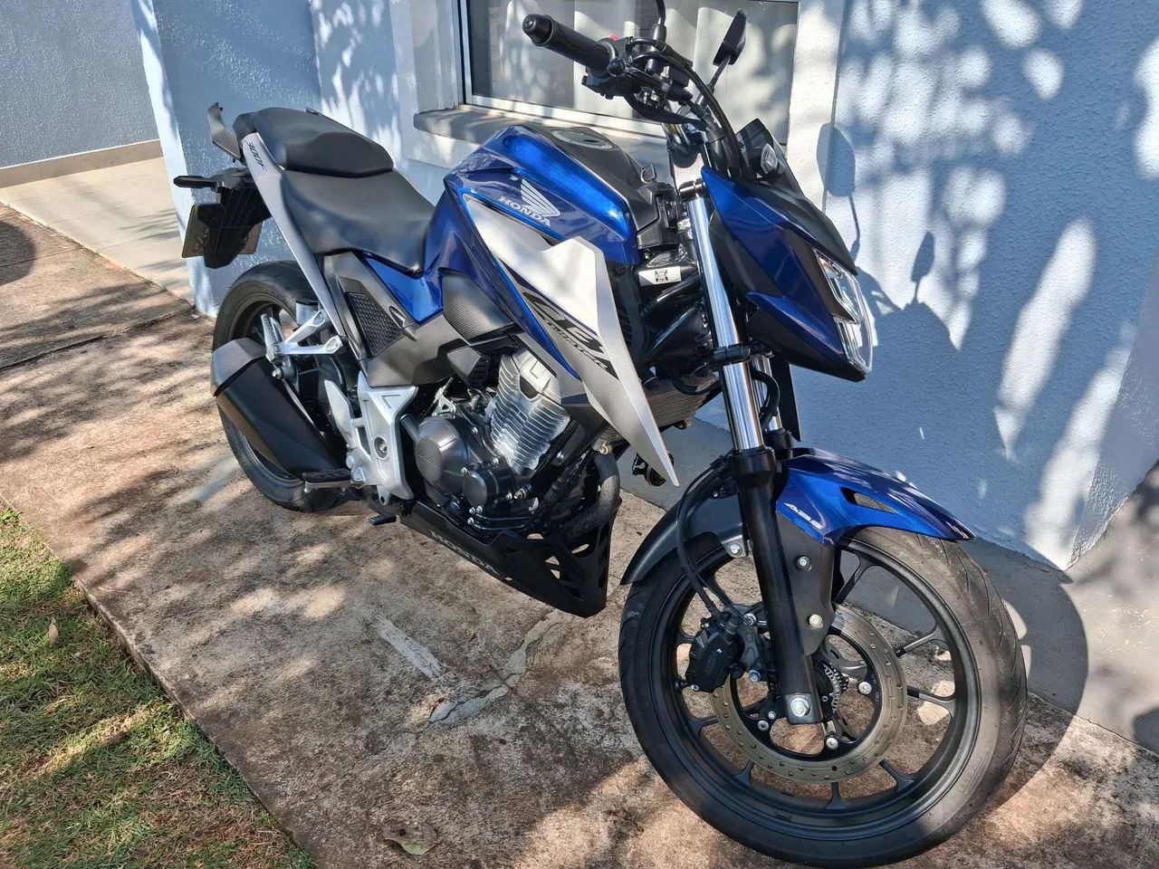 Cb300 abs único dono.