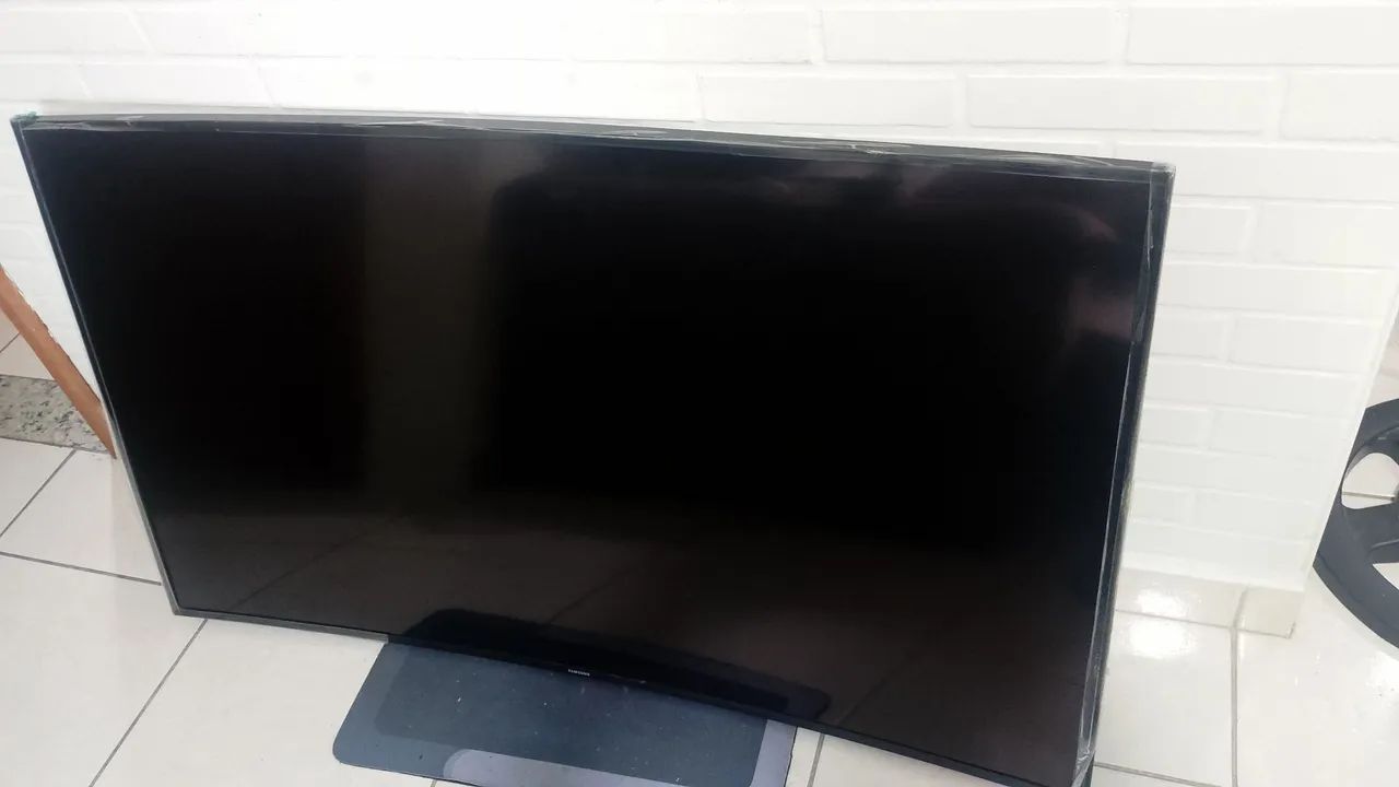 Vende-se TV Samsung 55 Polegadas - Foto 3