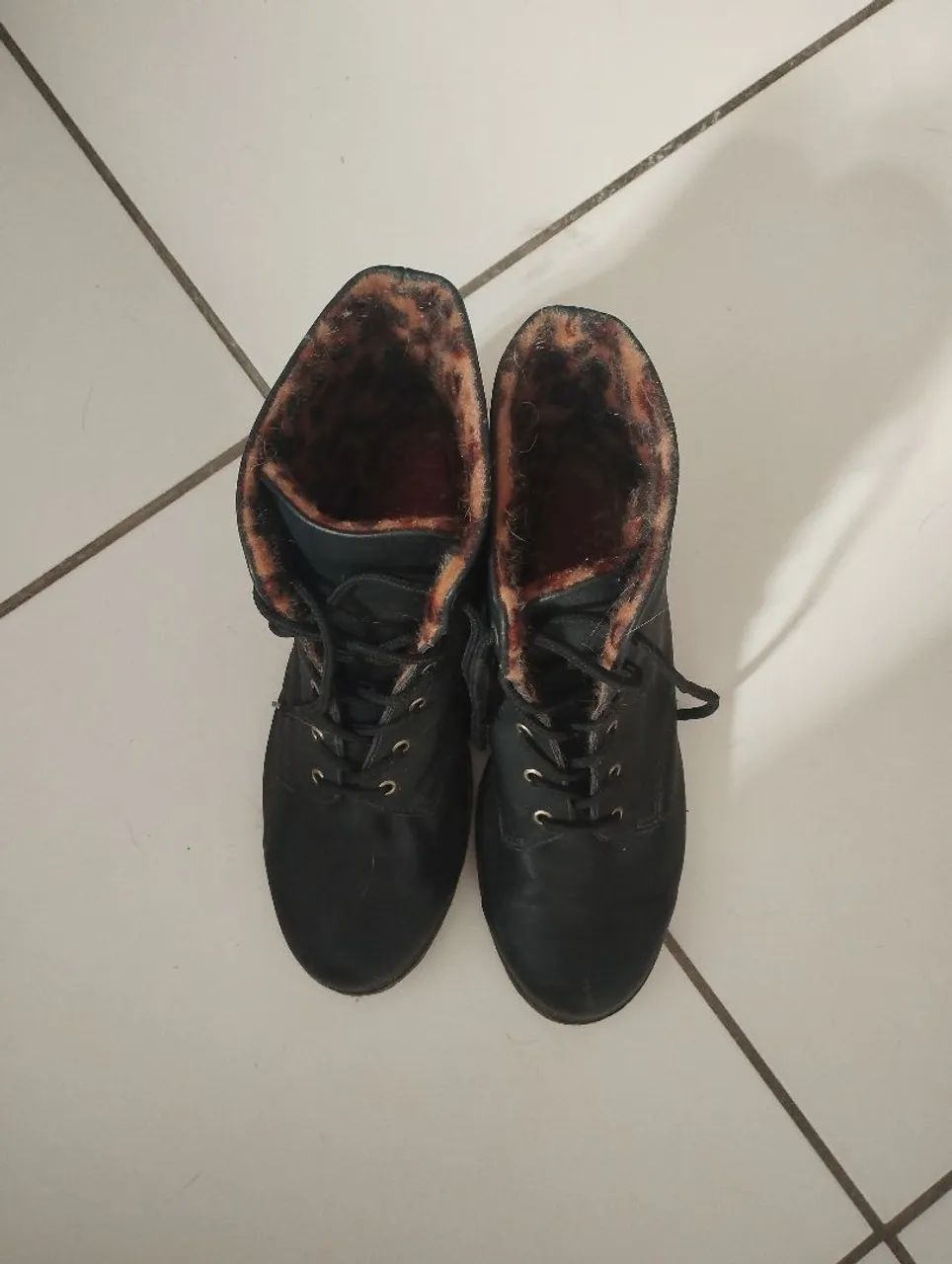Bota Feminina Tamanho 38 - Foto 2