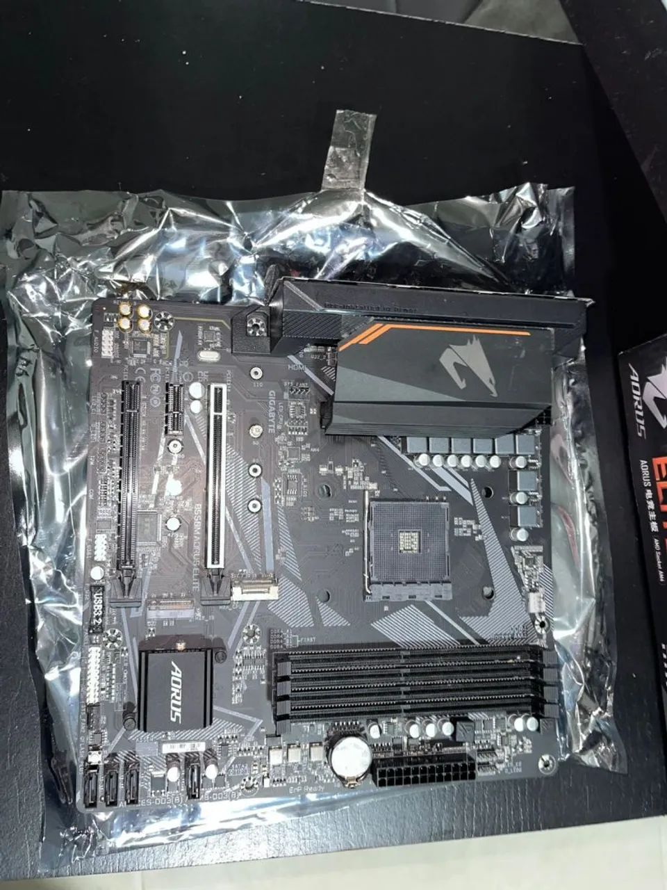 Placa mãe Aorus Elite B550 - Foto 2