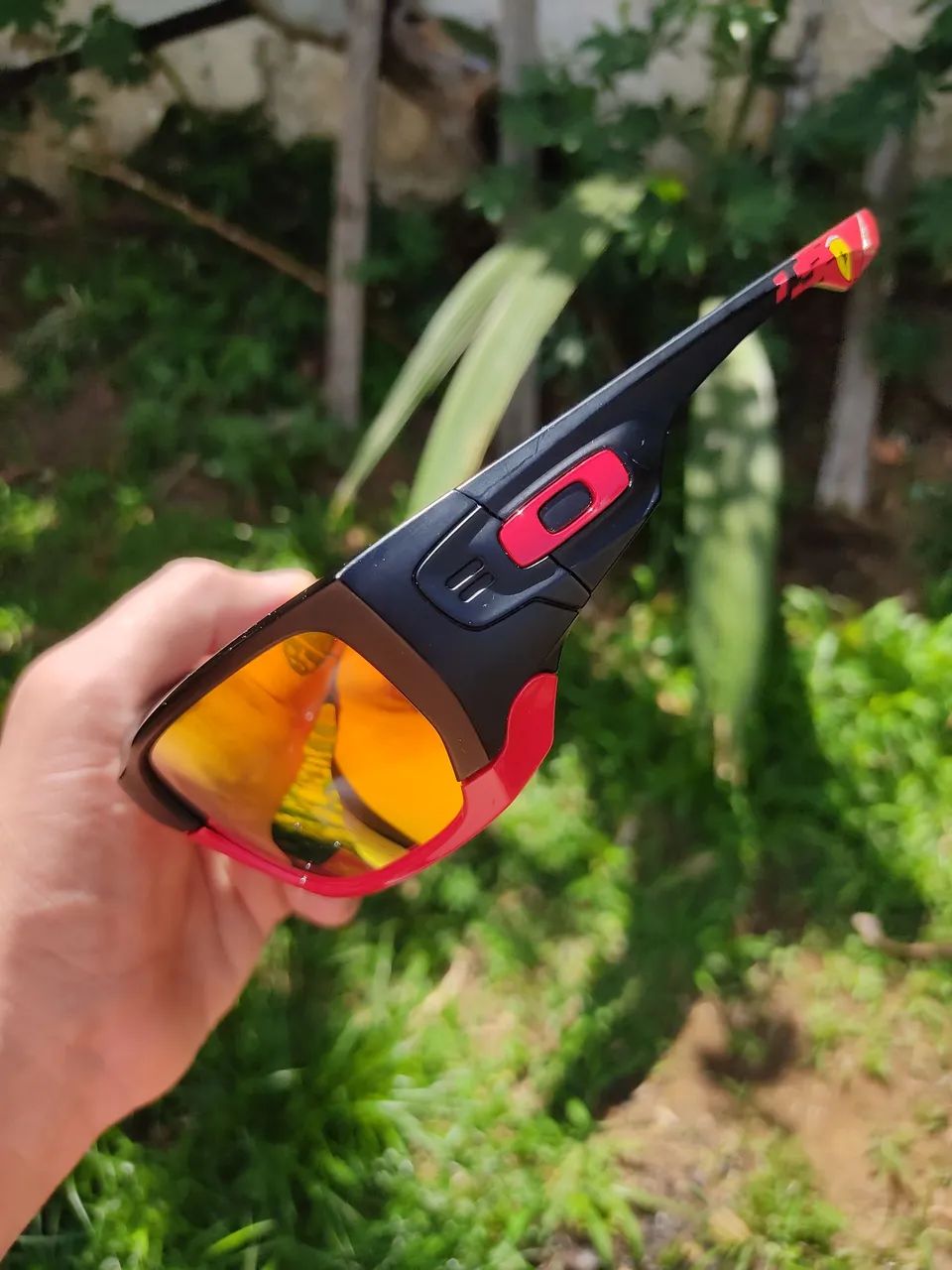 Oakley style switch Ferrari 