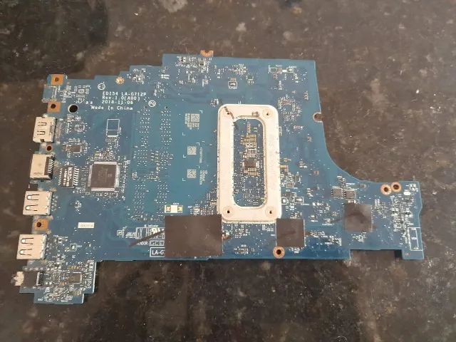Placa Mãe de Notebook Dell LA-G712P Processador I3 - Foto 3