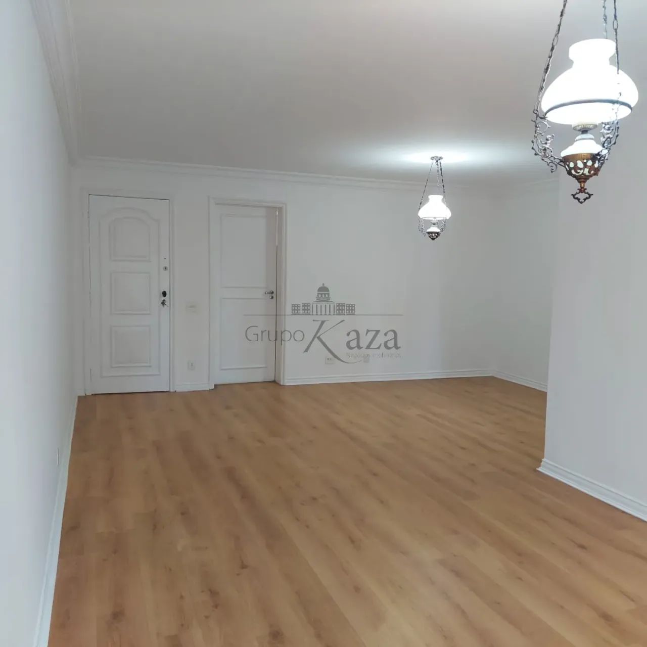 Apartamento - Pinheiros - 3 Dormitórios - 128m².