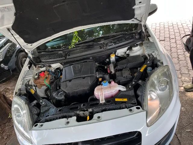 Fiat Bravo Essence 1.8 Flex 16V 5P 2016 - Foto 2