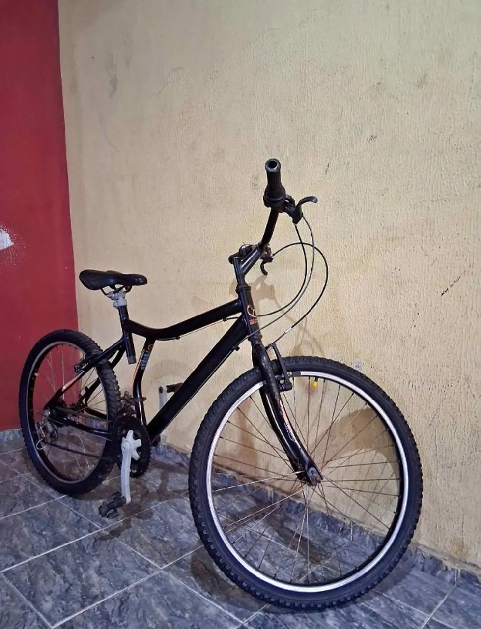 Bicicleta Aro 24  - Preta. - Foto 2