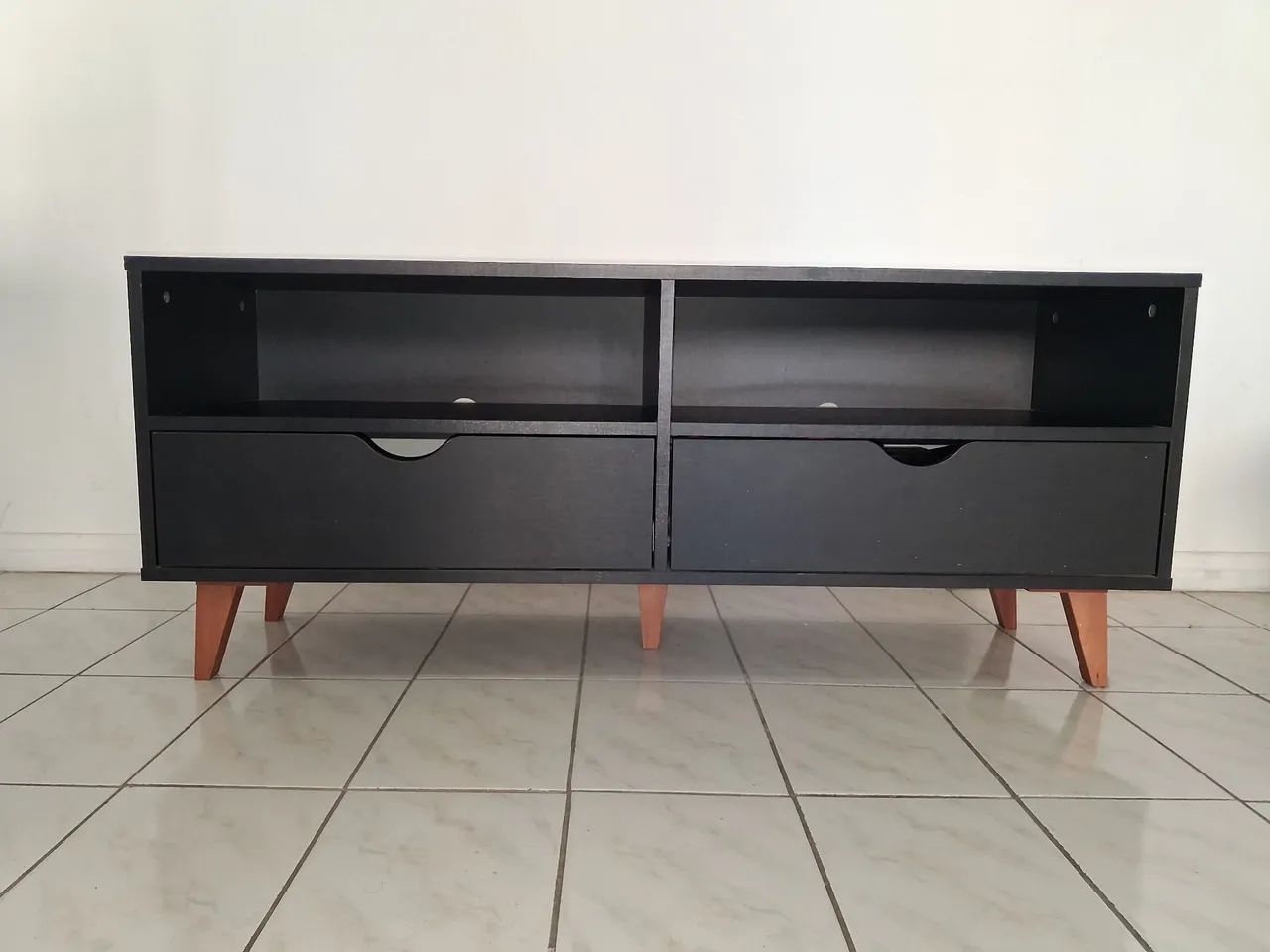 Rack Madeira com preto TokStok